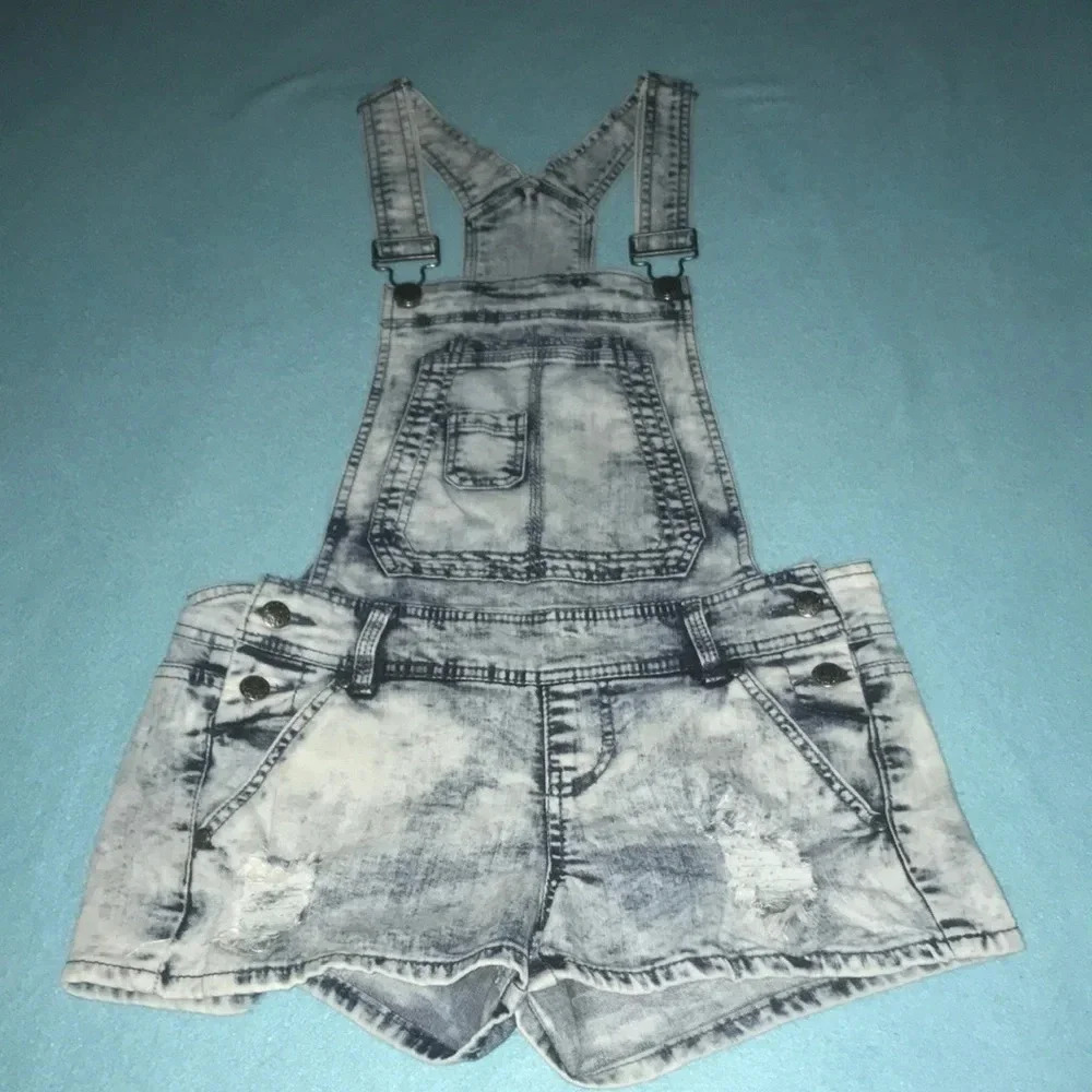 BLUE SPICE overalls distressed shorts blue denim Y2K size 5